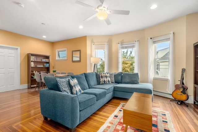 111 Sumner St 2, Quincy, MA 02169