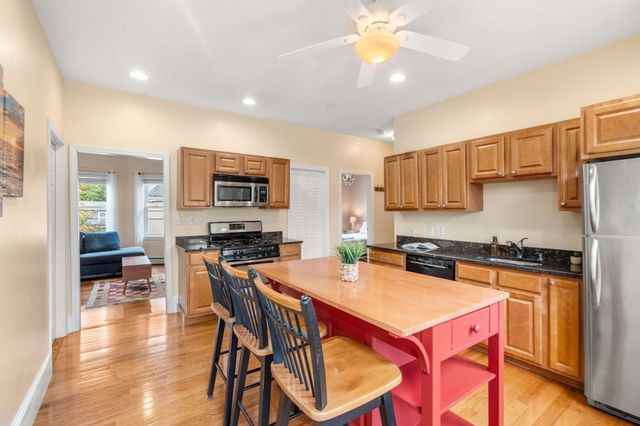 111 Sumner St 2, Quincy, MA 02169
