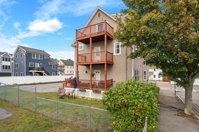 111 Sumner St 2, Quincy, MA 02169
