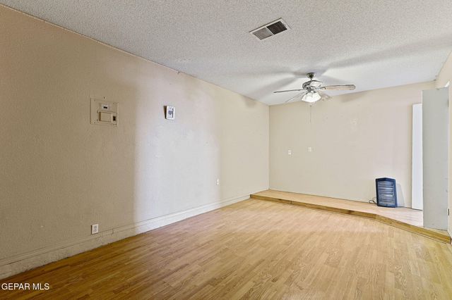 10116 Montreal Circle, Socorro, TX 79927