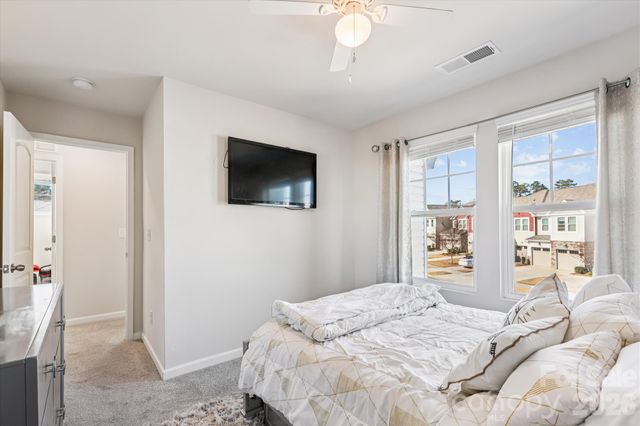 1304 Southern Sugar Drive, Charlotte, NC 28262