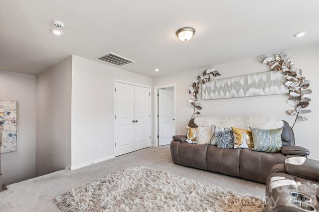 1304 Southern Sugar Drive, Charlotte, NC 28262