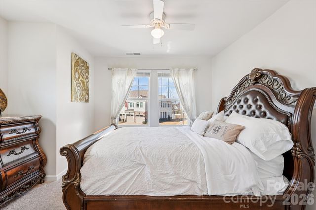 1304 Southern Sugar Drive, Charlotte, NC 28262