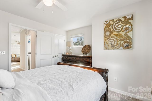 1304 Southern Sugar Drive, Charlotte, NC 28262