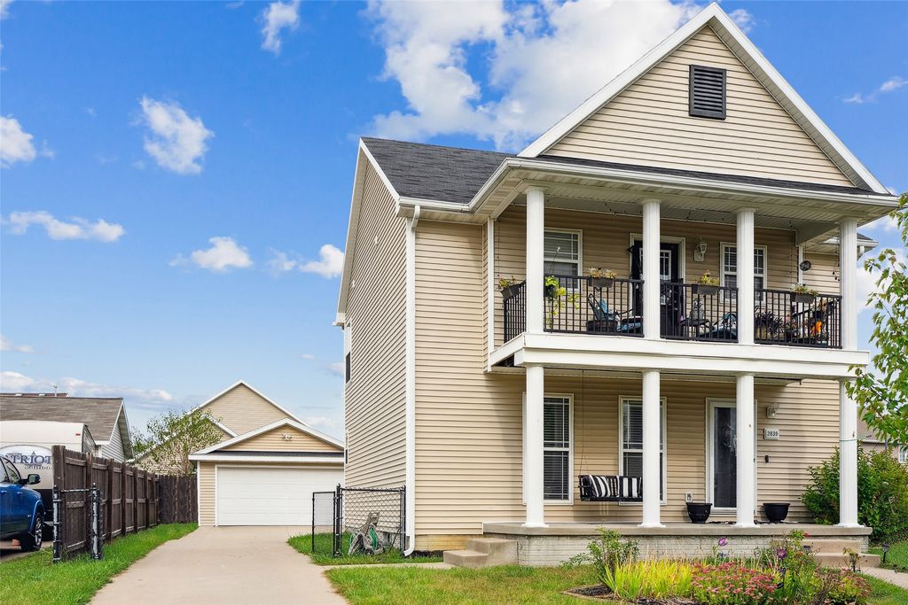 2839 SW Chestnut Drive, Ankeny, IA 50023