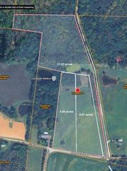 3 Poplar Ridge Rd, Chapmansboro, TN 37035