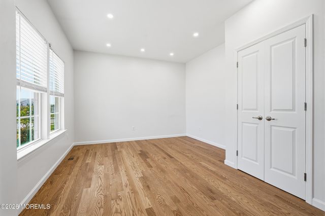5 Adrift Avenue, Barnegat, NJ 08005