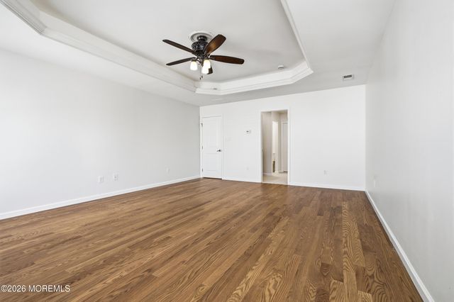 5 Adrift Avenue, Barnegat, NJ 08005