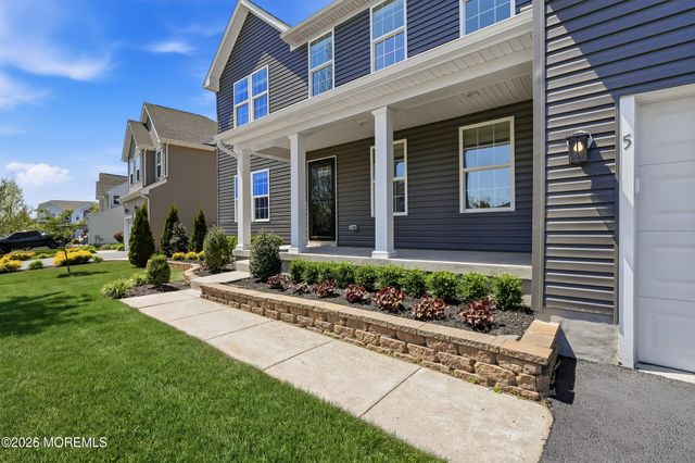 5 Adrift Avenue, Barnegat, NJ 08005