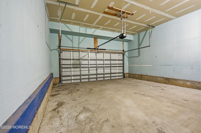 5 Adrift Avenue, Barnegat, NJ 08005