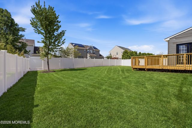 5 Adrift Avenue, Barnegat, NJ 08005