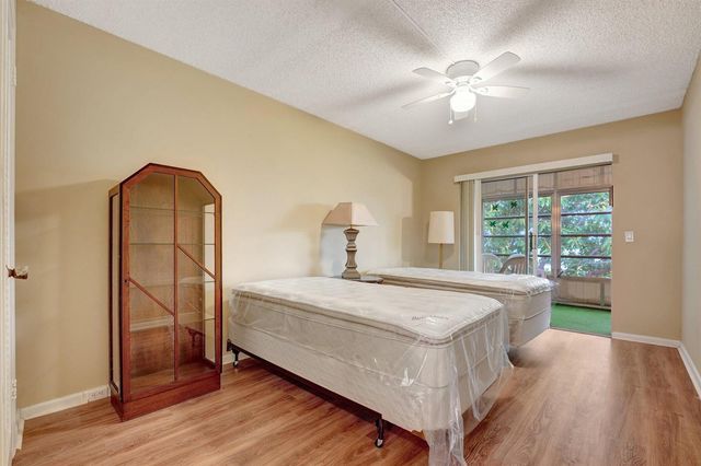 4026 Swansea B Crescent, Deerfield Beach, FL 33442