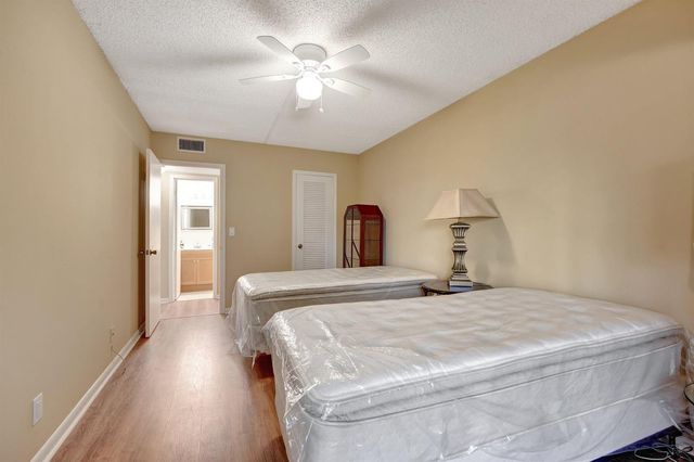 4026 Swansea B Crescent, Deerfield Beach, FL 33442