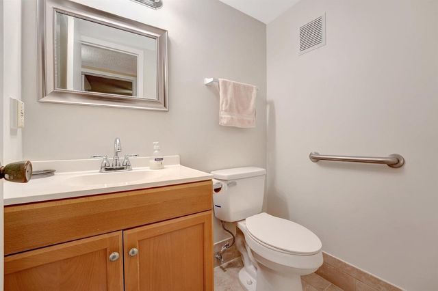 4026 Swansea B Crescent, Deerfield Beach, FL 33442