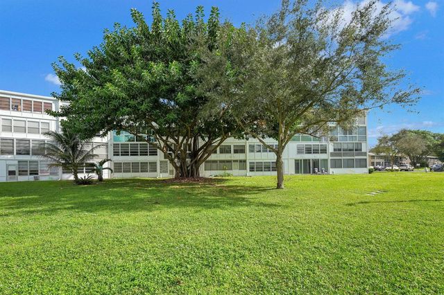 4026 Swansea B Crescent, Deerfield Beach, FL 33442
