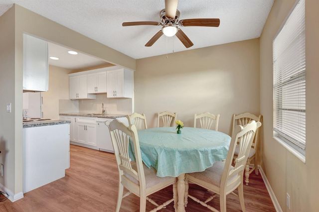 4026 Swansea B Crescent, Deerfield Beach, FL 33442