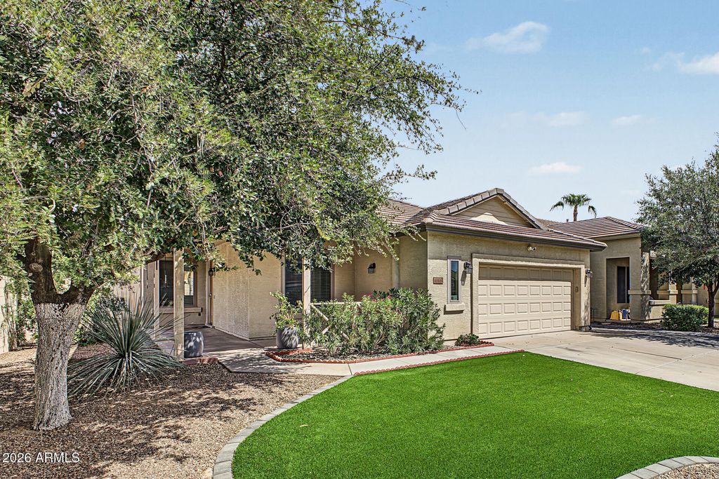 4010 E SUNDANCE Court, Gilbert, AZ 85297 — exterior