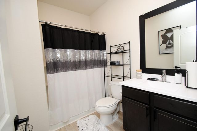 2133 Mule Ridge Drive, Katy, TX 77493