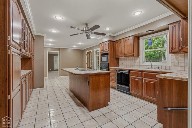 4121 Damron Drive, Jonesboro, AR 72404