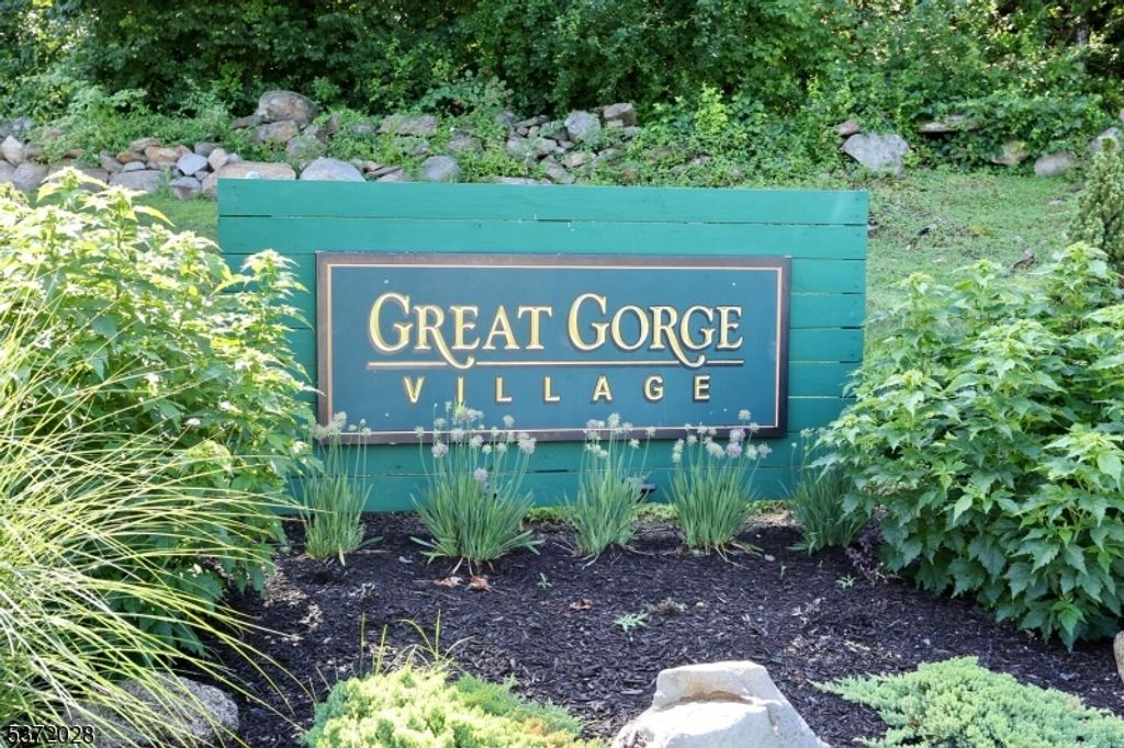 6 Brandywine Ct 8, Vernon Twp., NJ 07462