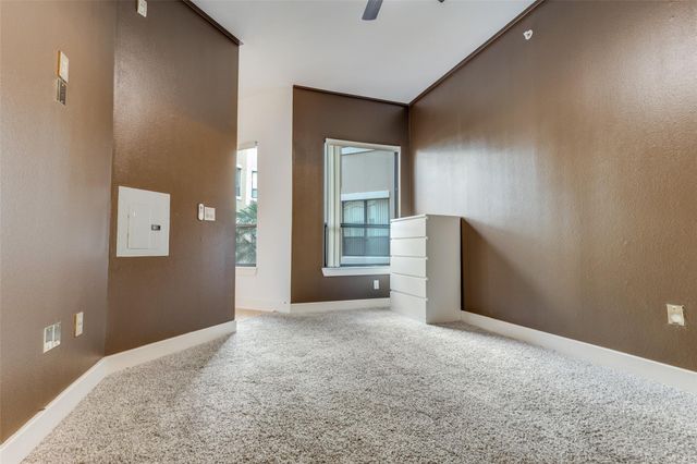 1901 Post Oak Boulevard 2220, Houston, TX 77056