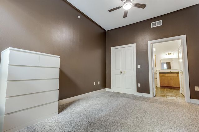 1901 Post Oak Boulevard 2220, Houston, TX 77056