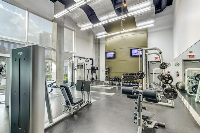 1901 Post Oak Boulevard 2220, Houston, TX 77056