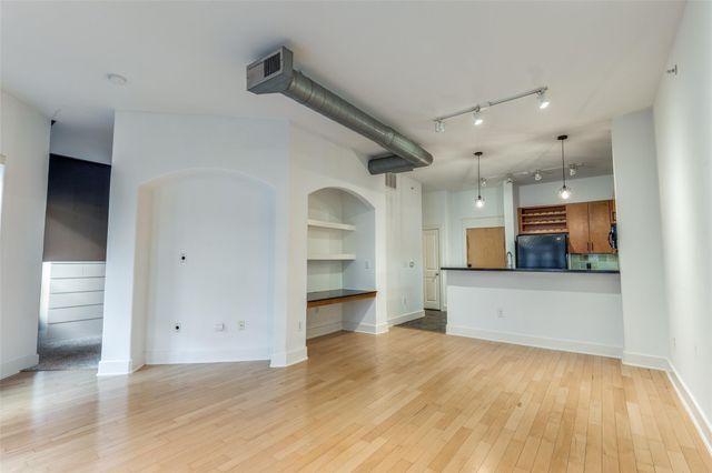 1901 Post Oak Boulevard 2220, Houston, TX 77056