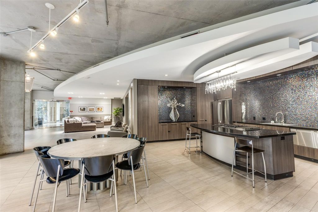 1901 Post Oak Boulevard 2220, Houston, TX 77056