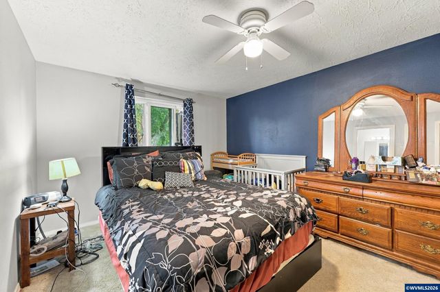 1317 Northgate Rd, Independence, OR 97351