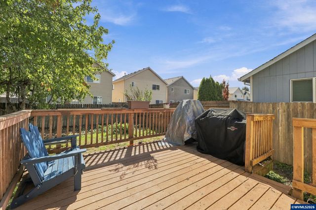 1317 Northgate Rd, Independence, OR 97351
