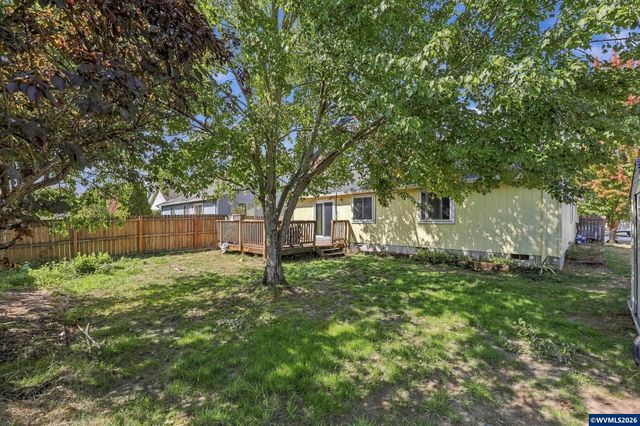 1317 Northgate Rd, Independence, OR 97351