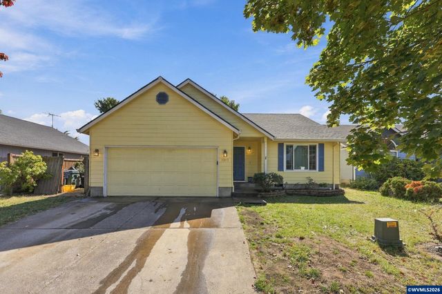 1317 Northgate Rd, Independence, OR 97351