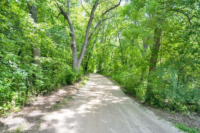 1198 Woods Creek Drive, Delano, MN 55328