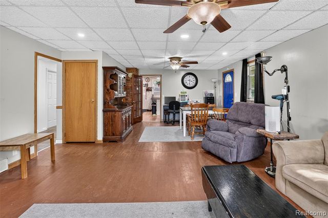360 Plum Creek Road, Lapeer, MI 48446