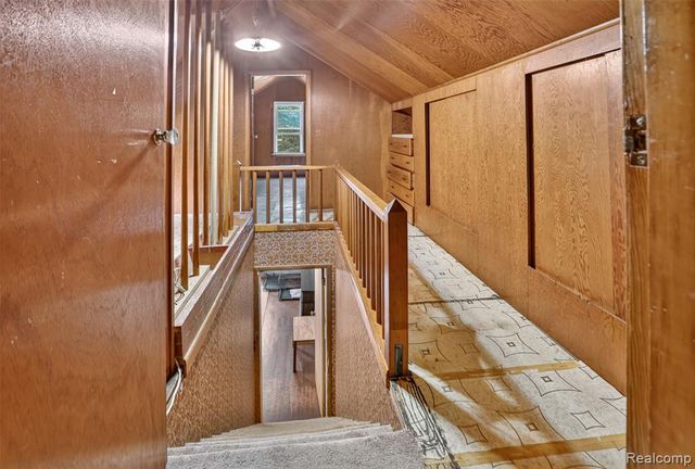 360 Plum Creek Road, Lapeer, MI 48446