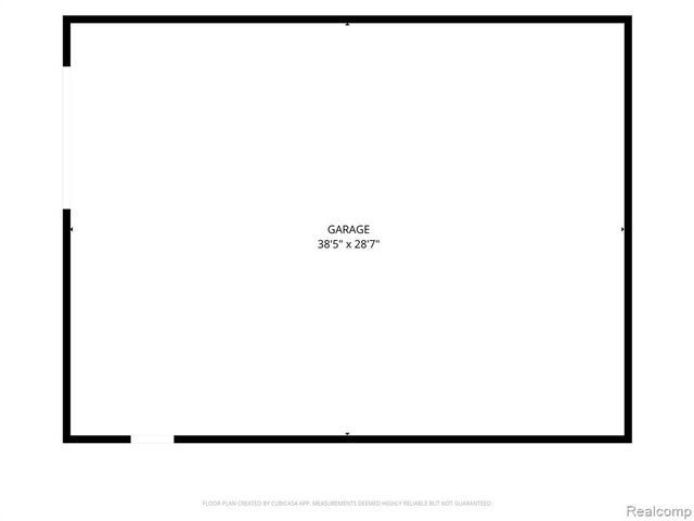360 Plum Creek Road, Lapeer, MI 48446