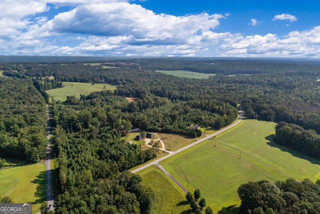 1360 Gum Creek Airport Road, Roopville, GA 30170