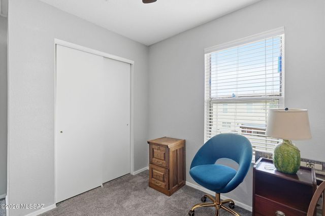 8471 N Placita De La Manzana, Tucson, AZ 85742