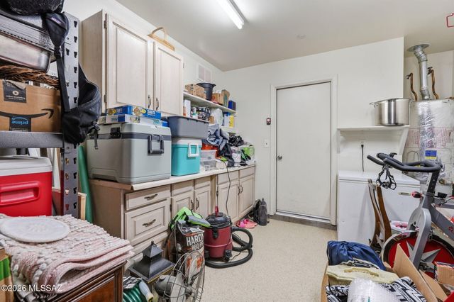 8471 N Placita De La Manzana, Tucson, AZ 85742