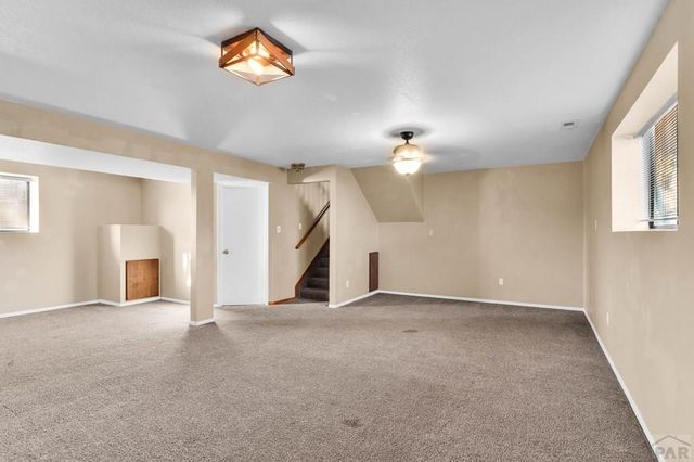 1350 Terry Cir, Pueblo, CO 81006