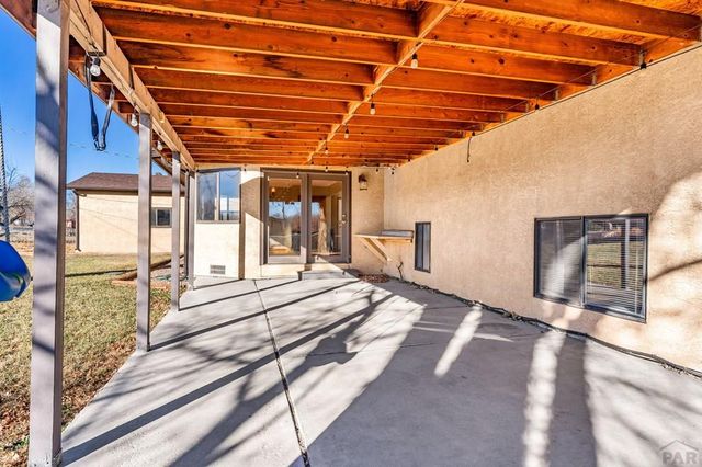 1350 Terry Cir, Pueblo, CO 81006