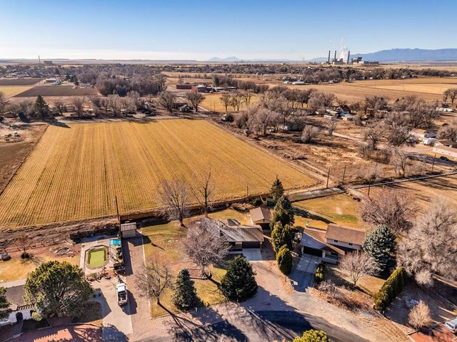 1350 Terry Cir, Pueblo, CO 81006