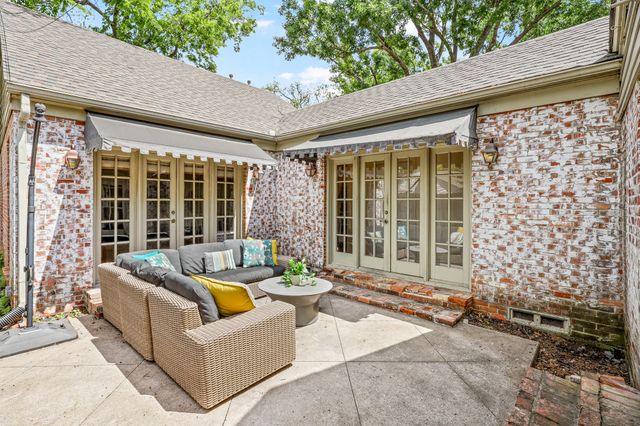 6011 Mccommas Boulevard, Dallas, TX 75206