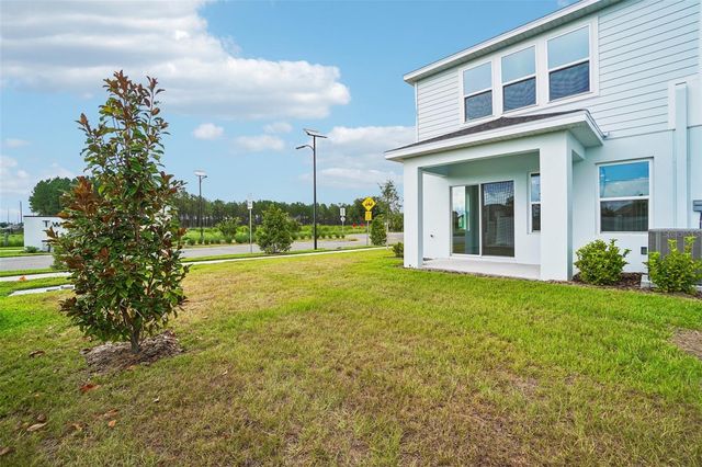6844 HOLCOMBE DOWN DRIVE, Zephyrhills, FL 33541