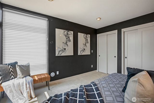 1010 A NE 92nd Street, Seattle, WA 98115
