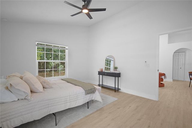 10303 WINDING CREEK LANE, Orlando, FL 32825