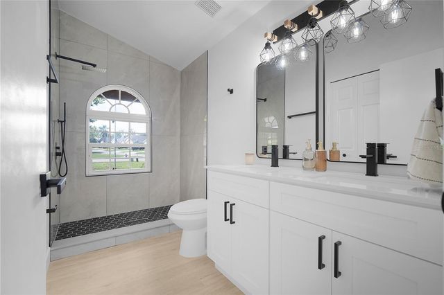 10303 WINDING CREEK LANE, Orlando, FL 32825