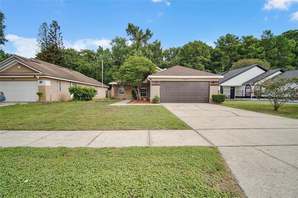 10303 WINDING CREEK LANE, Orlando, FL 32825
