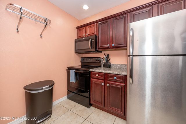 1282 Beach Boulevard, 116, Biloxi, MS 39530